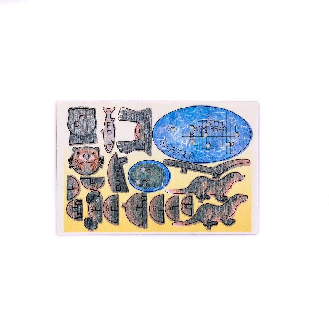 Otter with Pups - Animal Model - 3D Wooden Giftcard