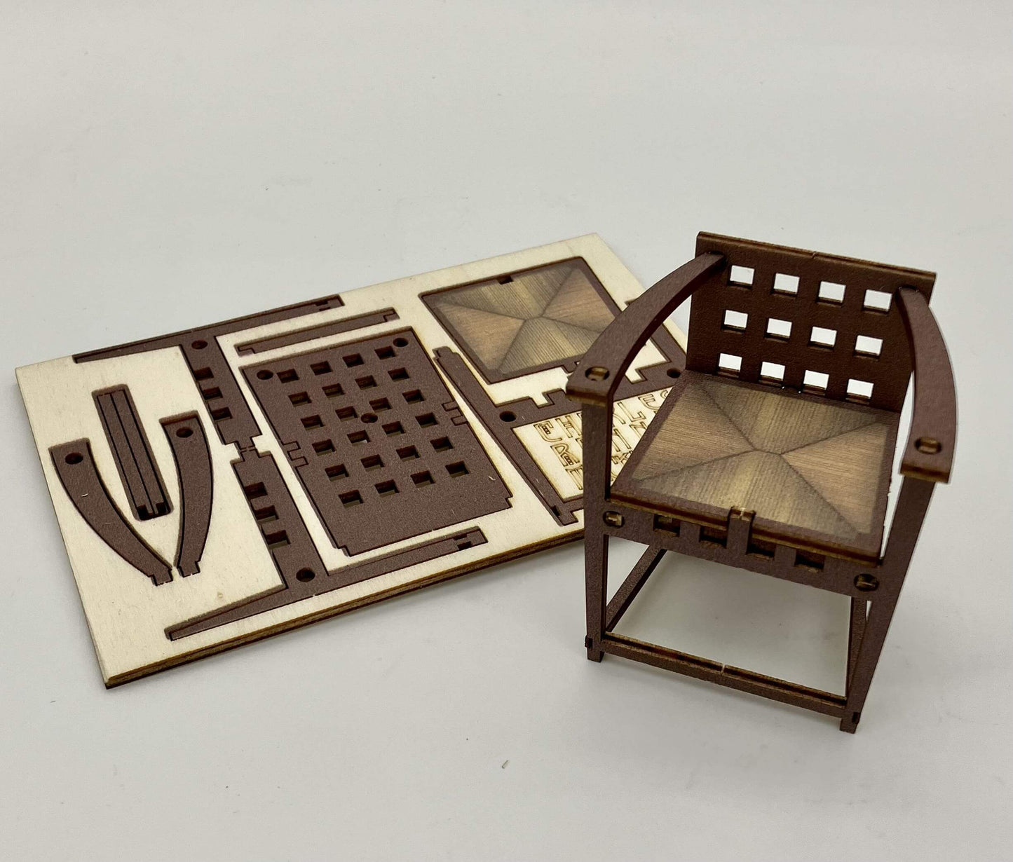 Charles Rennie Mackintosh Hill House Hall Chair - Fun Pop Up 3D Wooden Gift Card | Craft